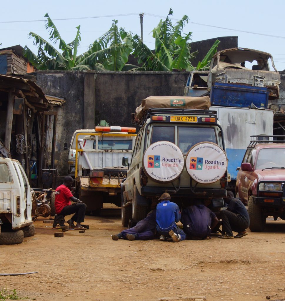 Autowerkstatt in Uganda